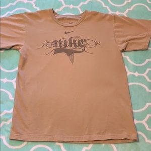 Boys Nike t-shirt